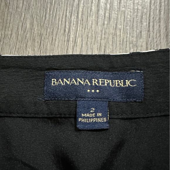 Banana Republic Black & White Abstract Print Silky A-Line Mini Skirt Size 2 - Picture 3 of 5